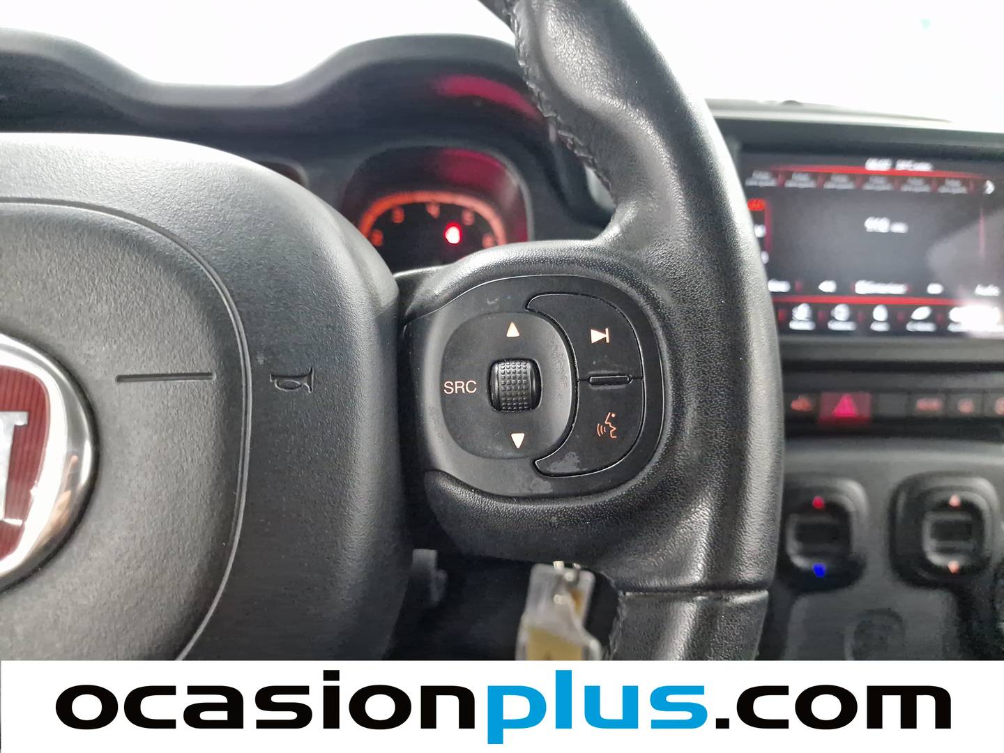 Equipamiento del Fiat Panda Fiat Panda 1.0 Hybrid Gse Red (70 CV)