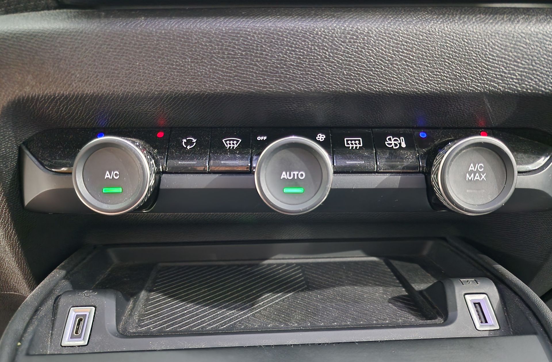 Citroën C4 BlueHDi 130 Feel Pack EAT8 - foto 36