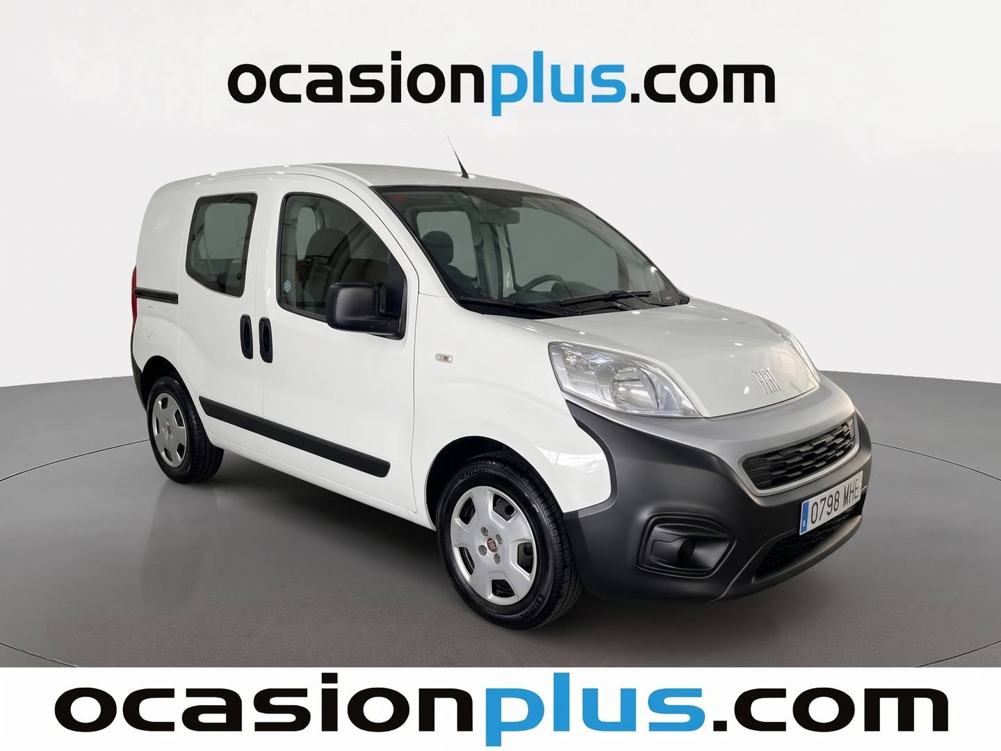 Foto delantera Fiat Fiorino Fiat Fiorino Combi 1.3 Multijet SX N1 (80 CV) derecha
