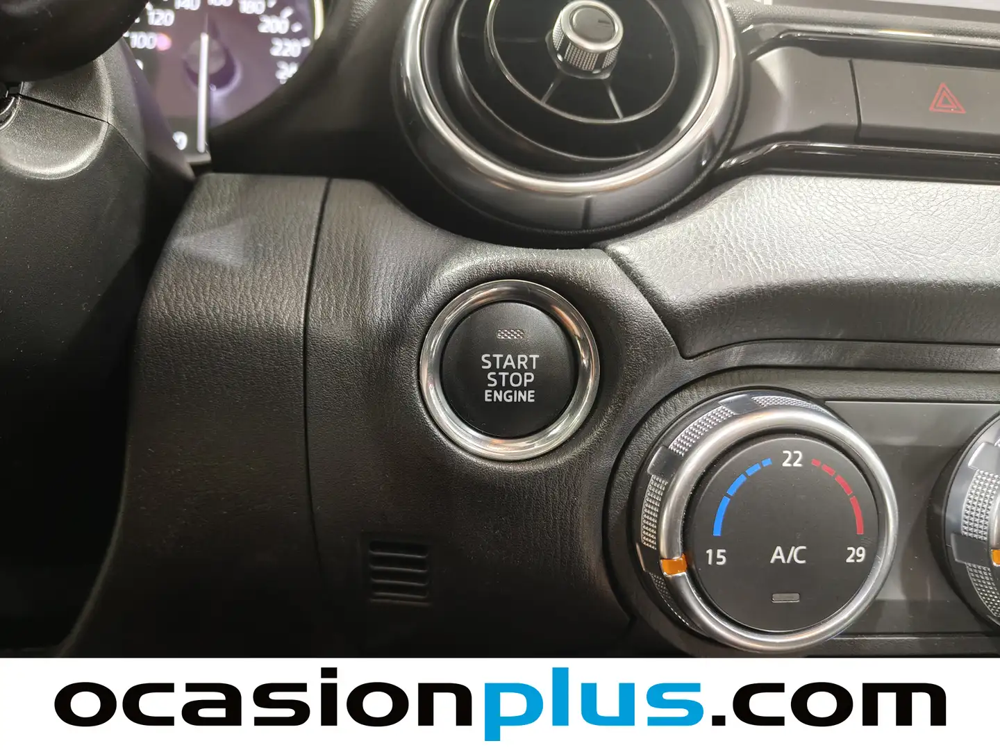 Foto Mazda MX-5 Mazda MX-5 2.0 Luxury Auto RF Targa (160 CV)