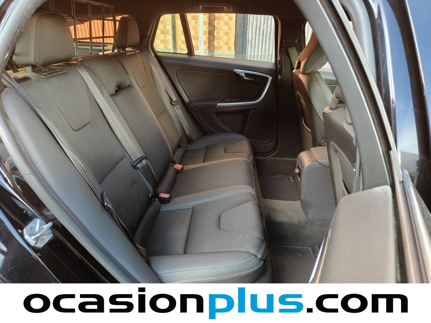 Foto Volvo V60 Volvo V60 D4 Momentum Auto (181 CV)