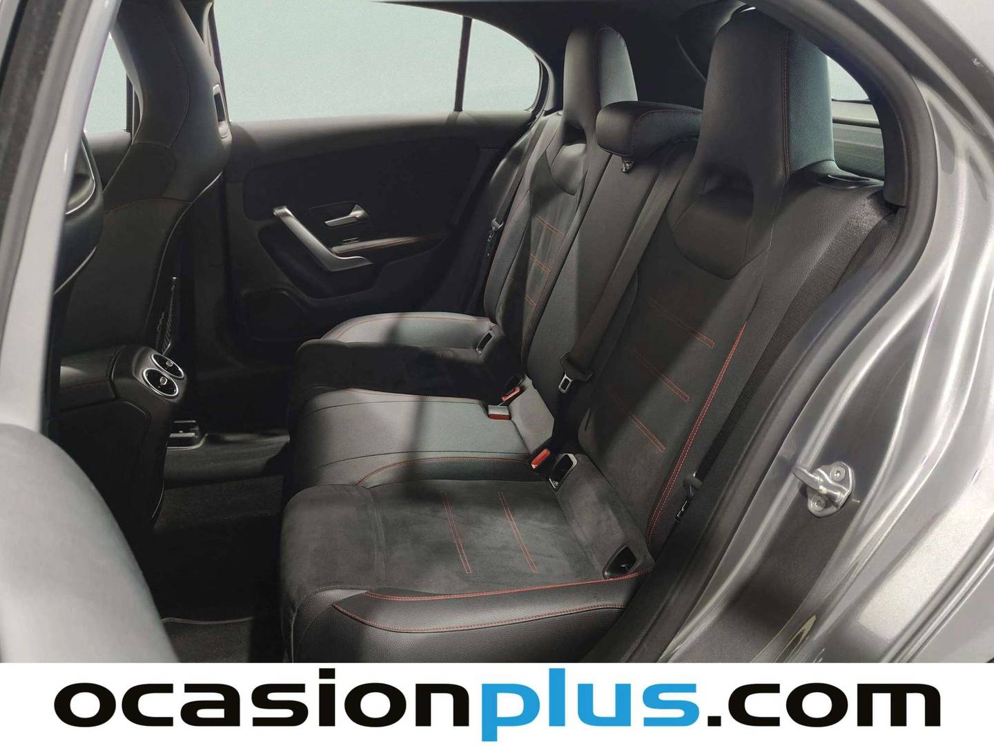 Foto asientos traseros Mercedes Clase A Mercedes Clase A 180 (136 CV) (pack AMG)