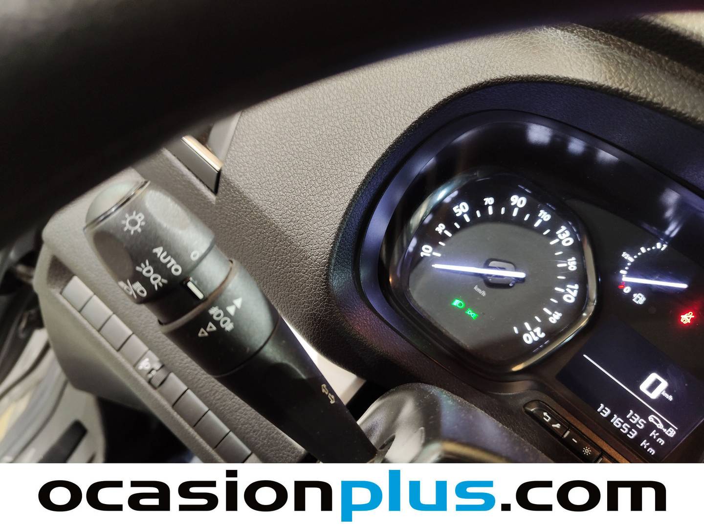 Equipamiento del Toyota Proace Verso Toyota Proace Verso 1.5D SHUTTLE L1 (120 CV) 9 Plazas