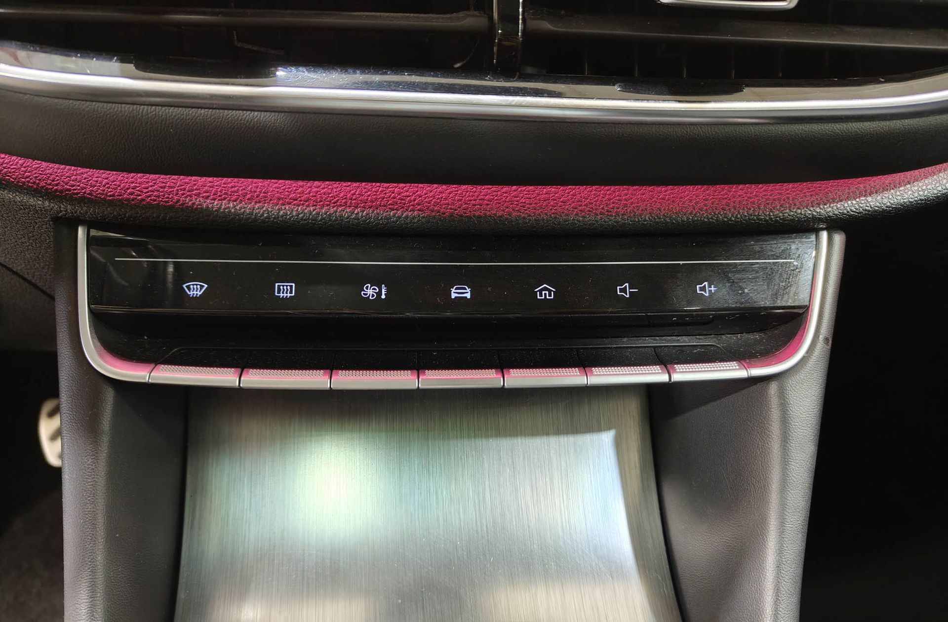 MG HS 1.5 Turbo GDI Luxury DCT - foto 32