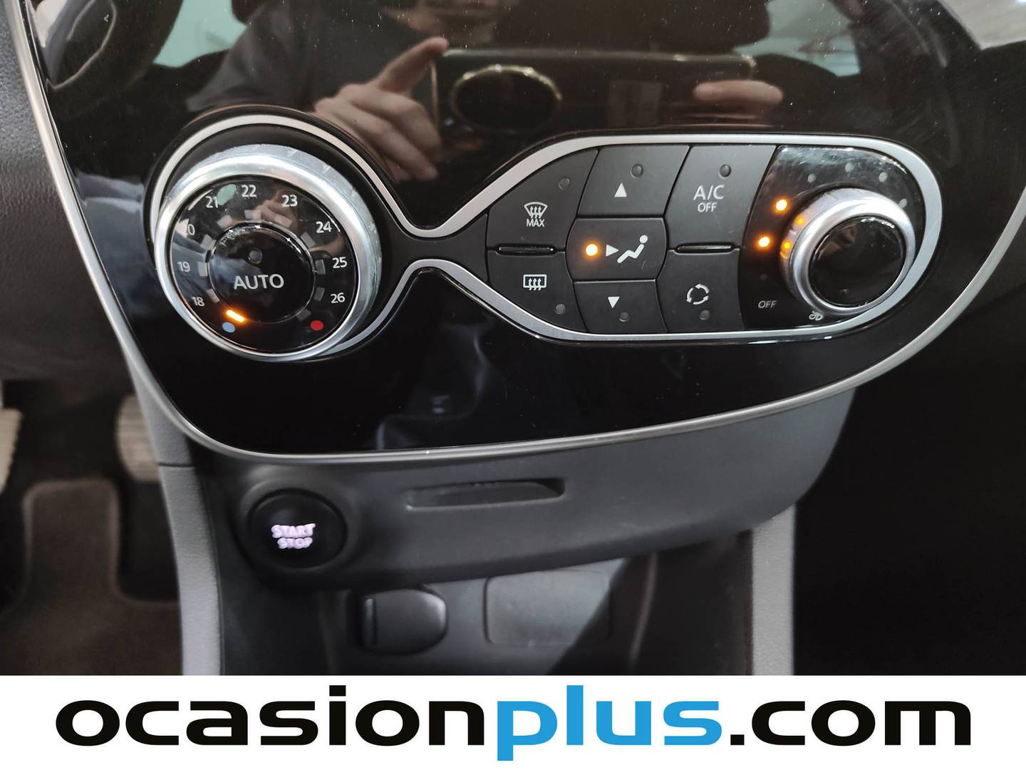 Equipamiento del Renault Clio Renault Clio Limited 1.2 16v (75 CV)
