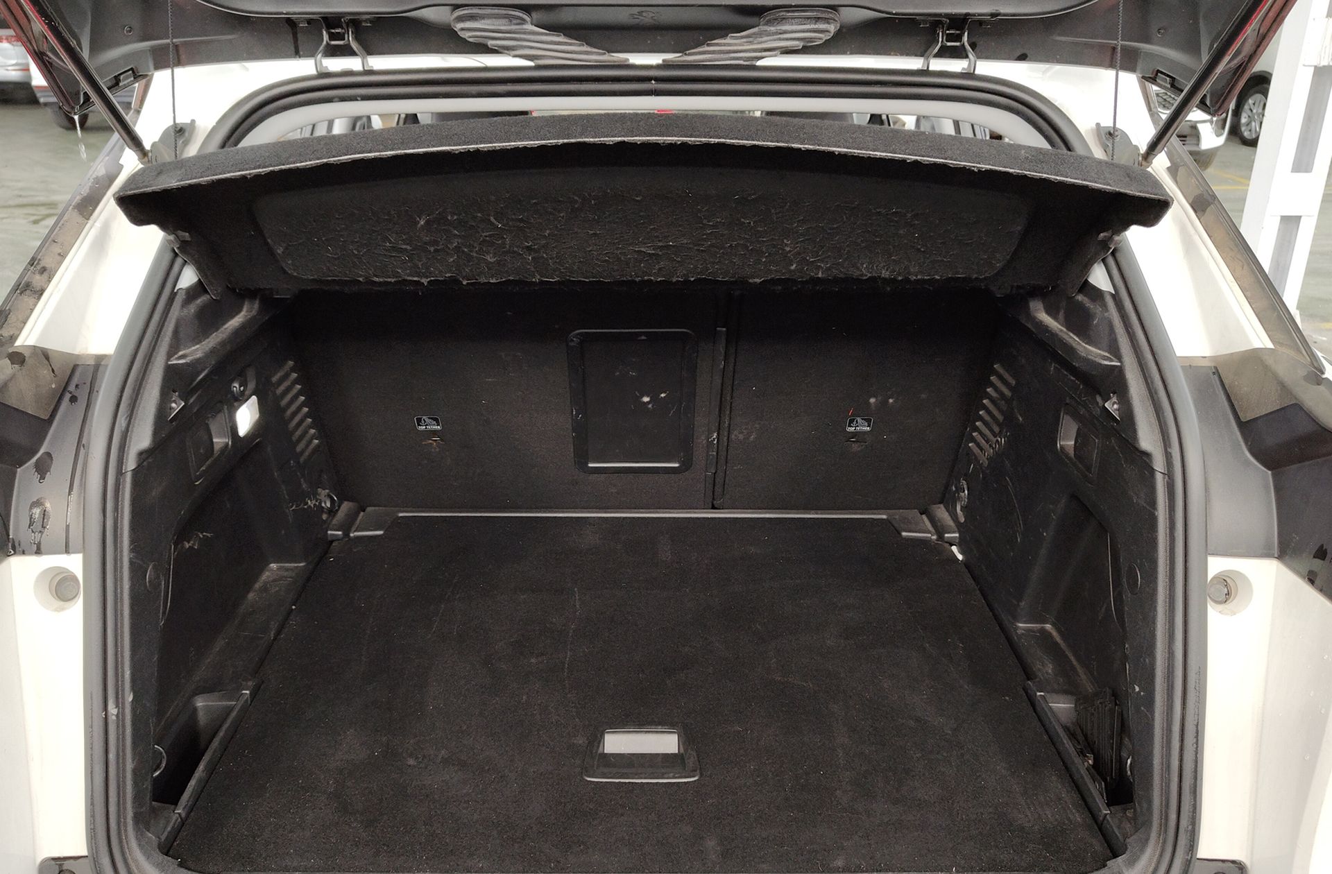 Peugeot 3008 PureTech 130 Allure EAT6 - foto 15