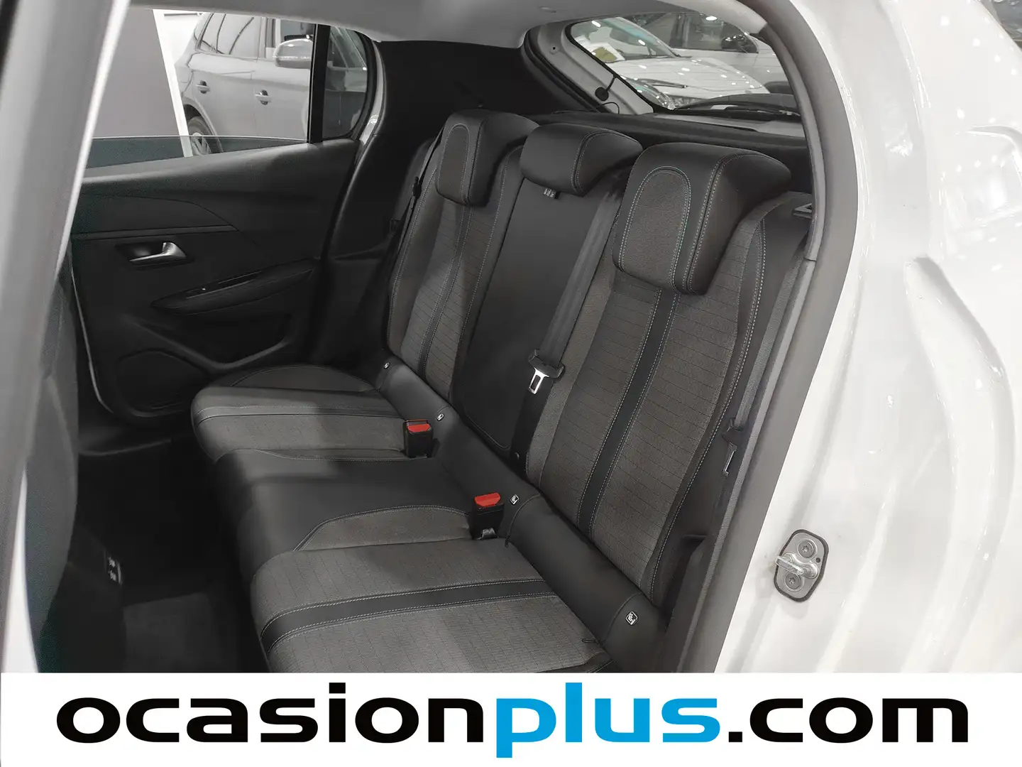 Foto Peugeot 208 Peugeot 208 PureTech 100 Allure (100 CV)