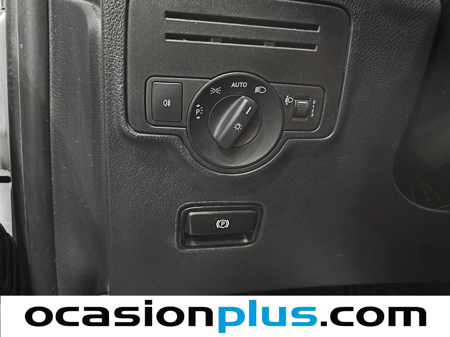 Foto Mercedes Vito Mercedes-Benz Vito 114 CDI Tourer Pro Larga AT (136 CV) 9 Plazas