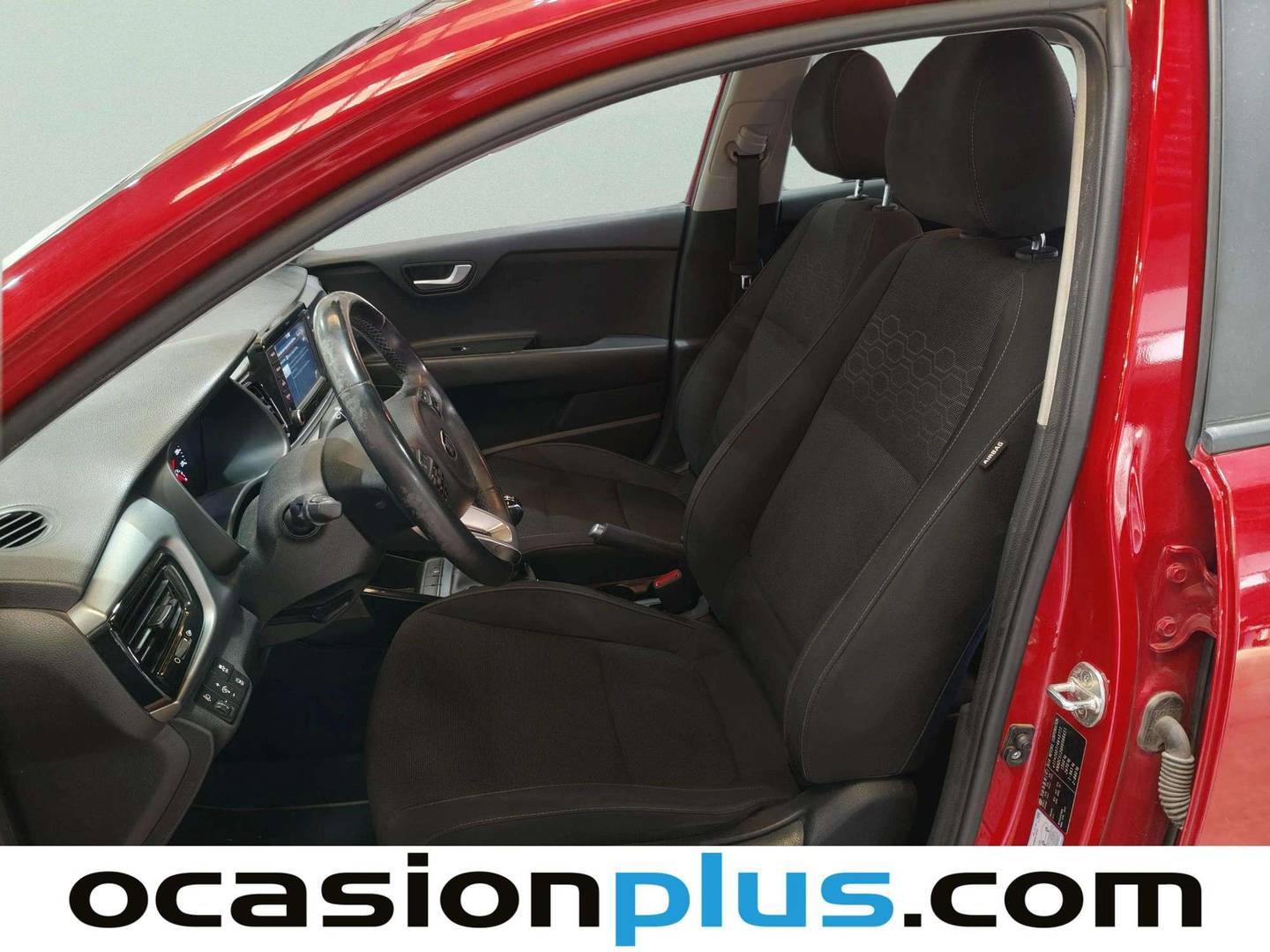 Foto asientos delanteros KIA Rio KIA Rio 1.2 CVVT Drive (84 CV)