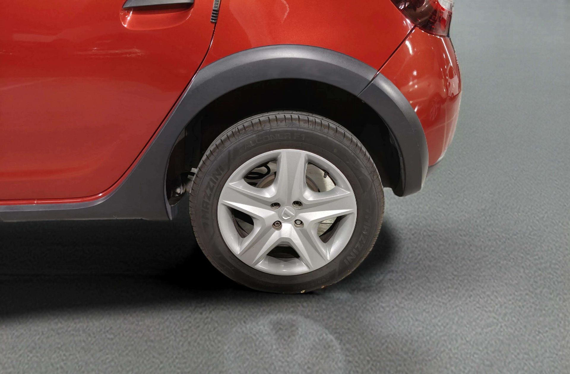 Dacia Sandero Stepway TCe - foto 29