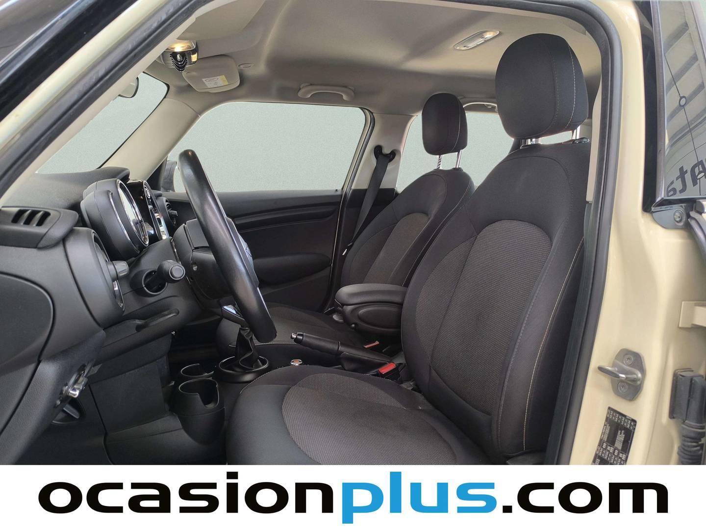 Foto asientos delanteros Mini MINI Mini MINI Cooper 5 Puertas One D (95 CV)