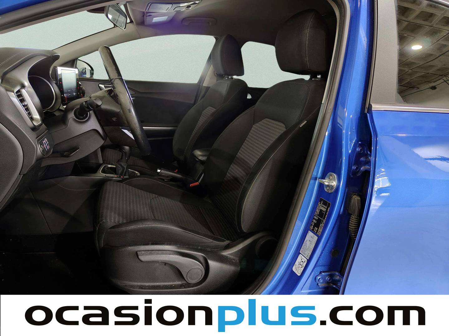 Foto asientos delanteros KIA XCeed KIA XCeed 1.0 T-GDi Drive (120 CV)