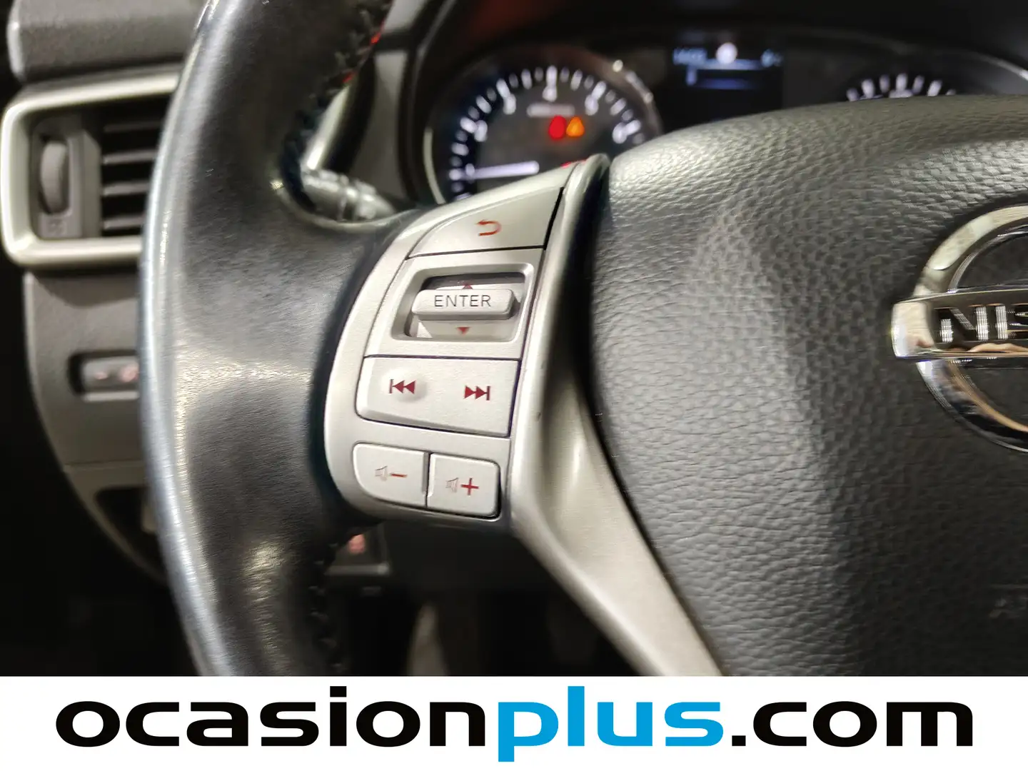 Foto Nissan QASHQAI Nissan Qashqai DIG-T 115 N-Connecta 4x2 (115 CV)