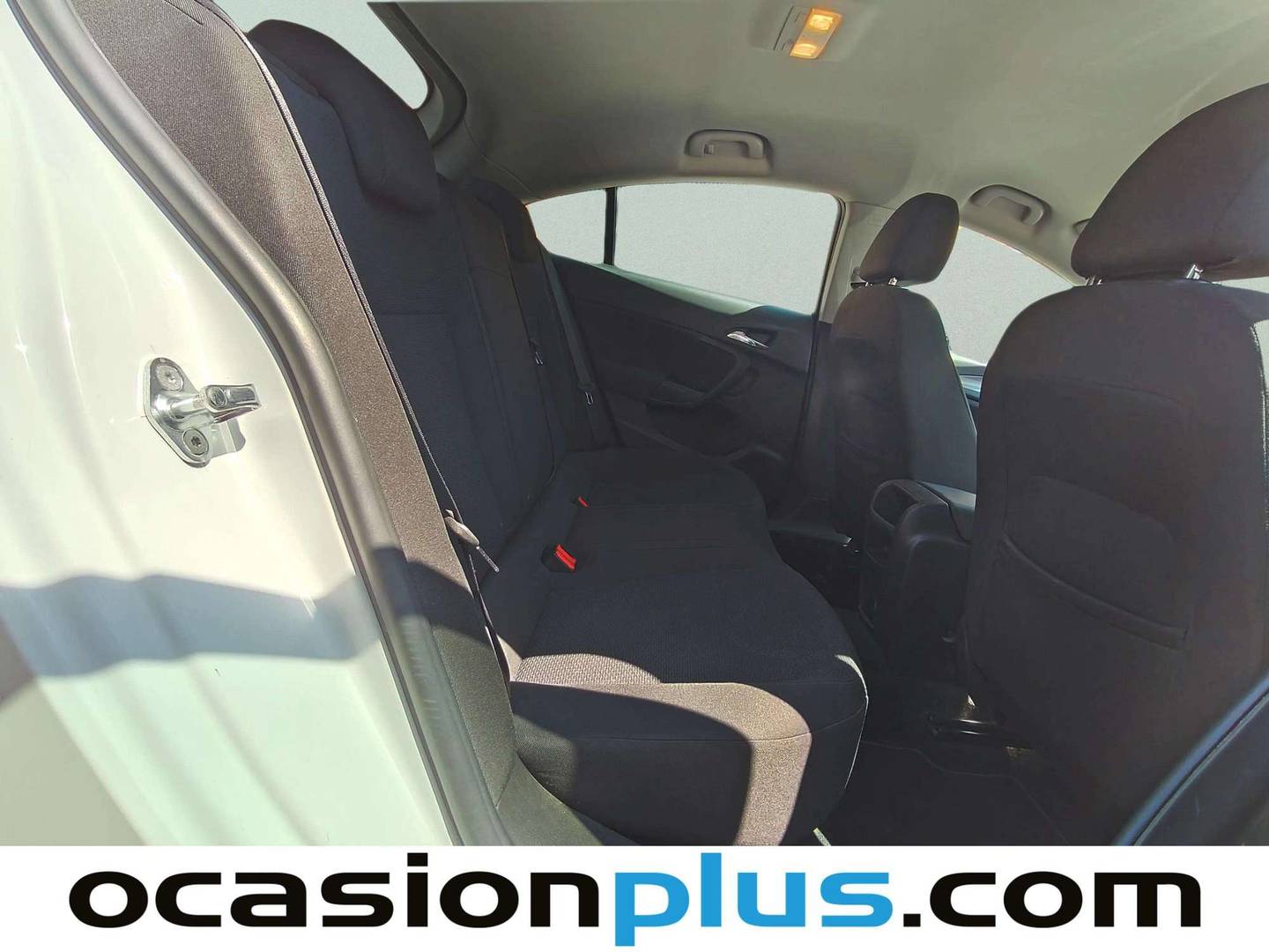 Foto Opel Insignia Opel Insignia 1.4 Turbo S&S Selective (140 CV) siete plazas