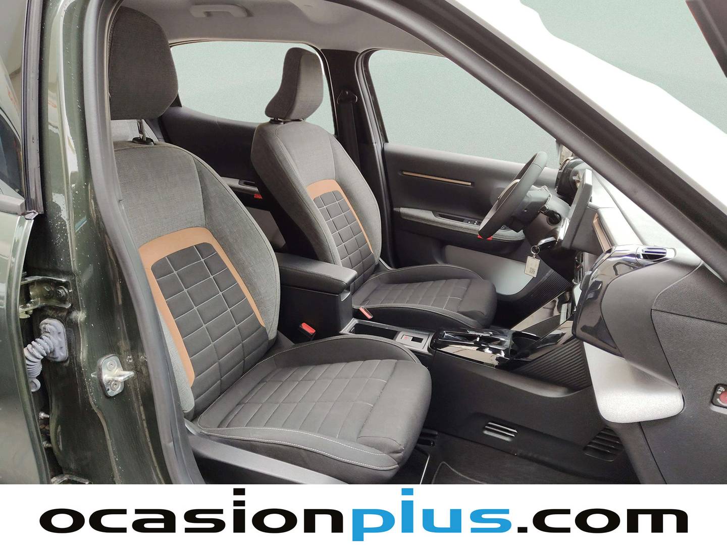 Citroën C3 Aircross Citroën C3 Aircross Hybrid 145 Plus e-DCS6 (145 CV) de segunda mano