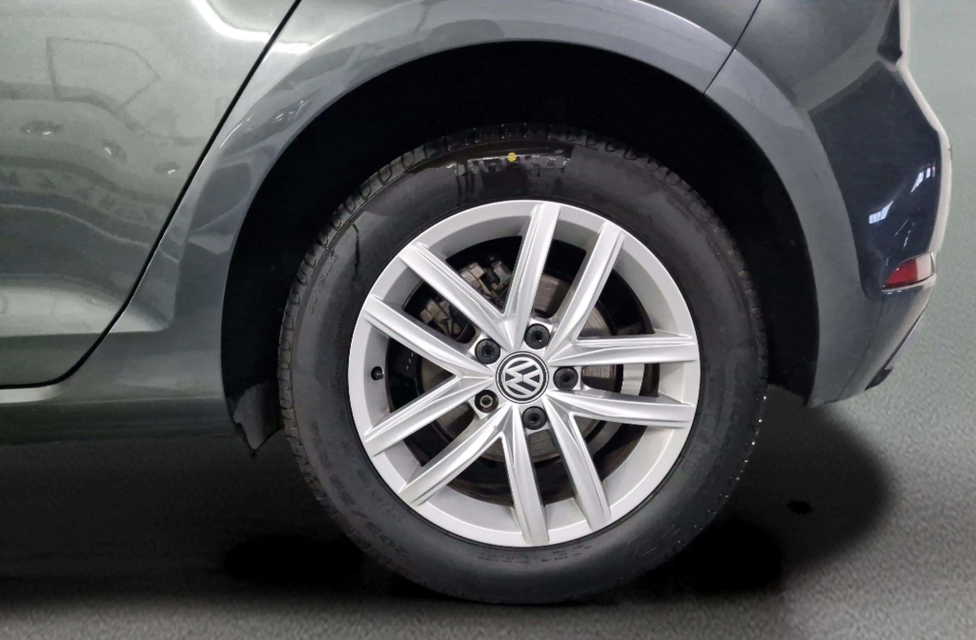 Volkswagen Golf Advance 1.6 TDI DSG - foto 36