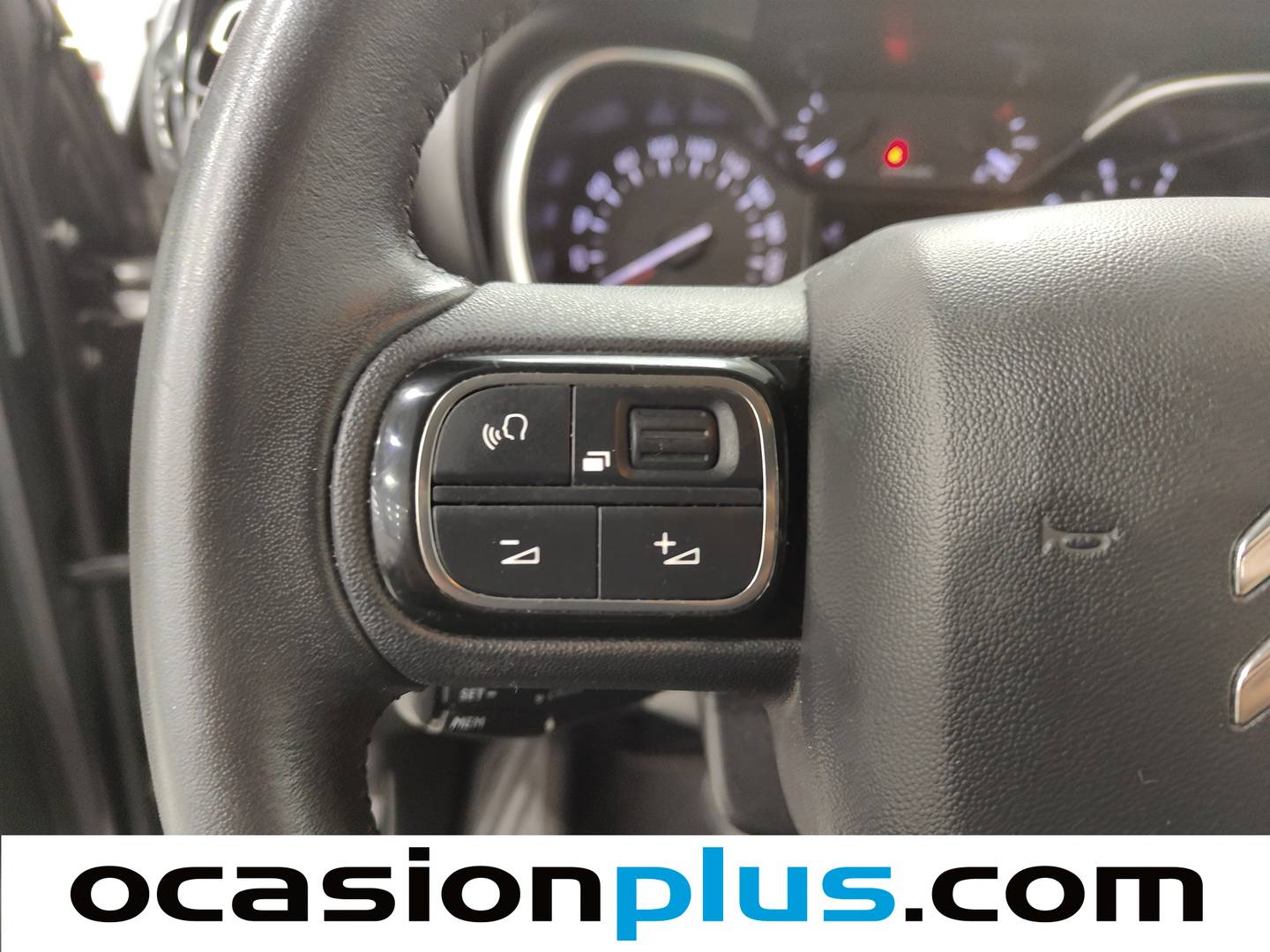 Foto Citroën C3 Aircross Citroen C3 Aircross PureTech 130 Shine Pack EAT6 (131 CV)