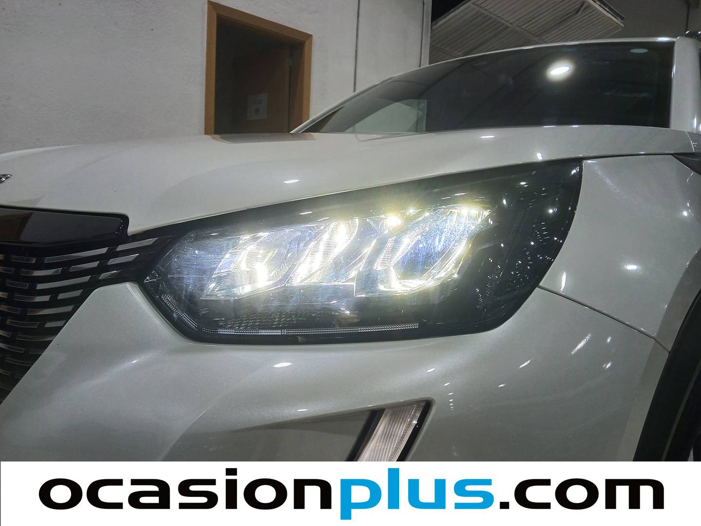 Foto Peugeot 2008 Peugeot 2008 PureTech 100 S&S Allure (100 CV)