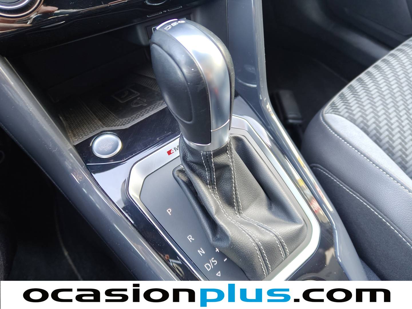 Foto Volkswagen T-Roc Volkswagen T-Roc Sport 2.0 TSI 4Motion (190 CV) DSG