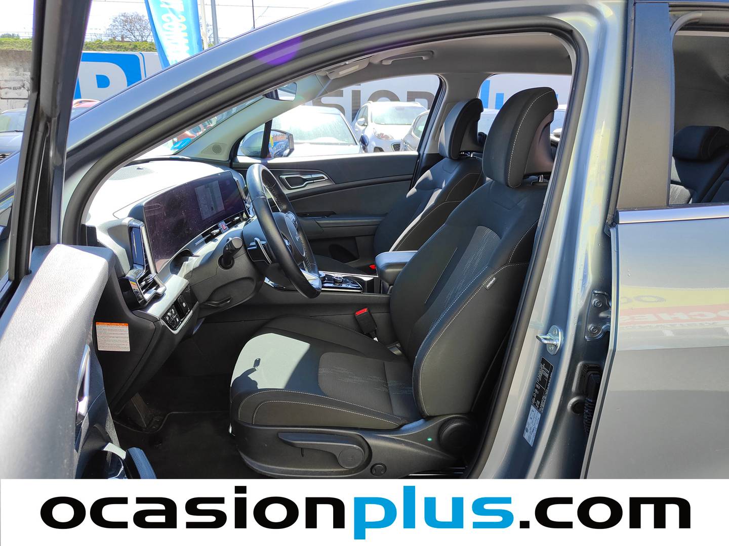 Foto asientos delanteros KIA Sportage Kia Sportage 1.6 T-GDi PHEV Drive 4x4 (265 CV)