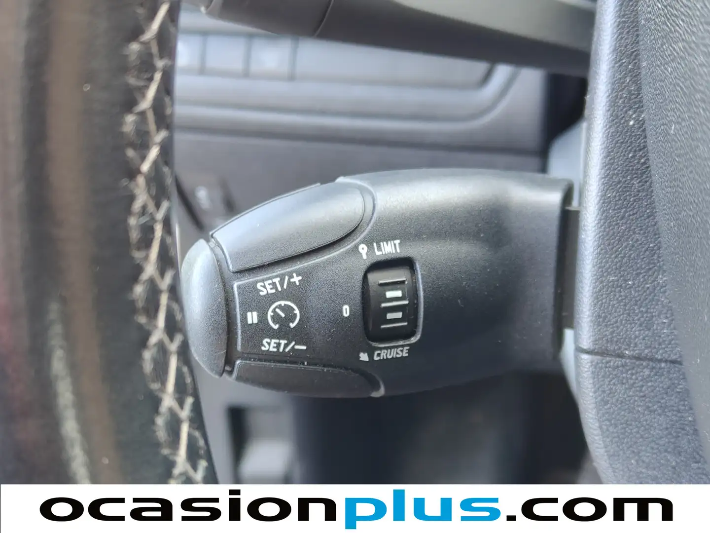 Foto Peugeot 2008 Peugeot 2008 PureTech 110 S&S Allure (110 CV)