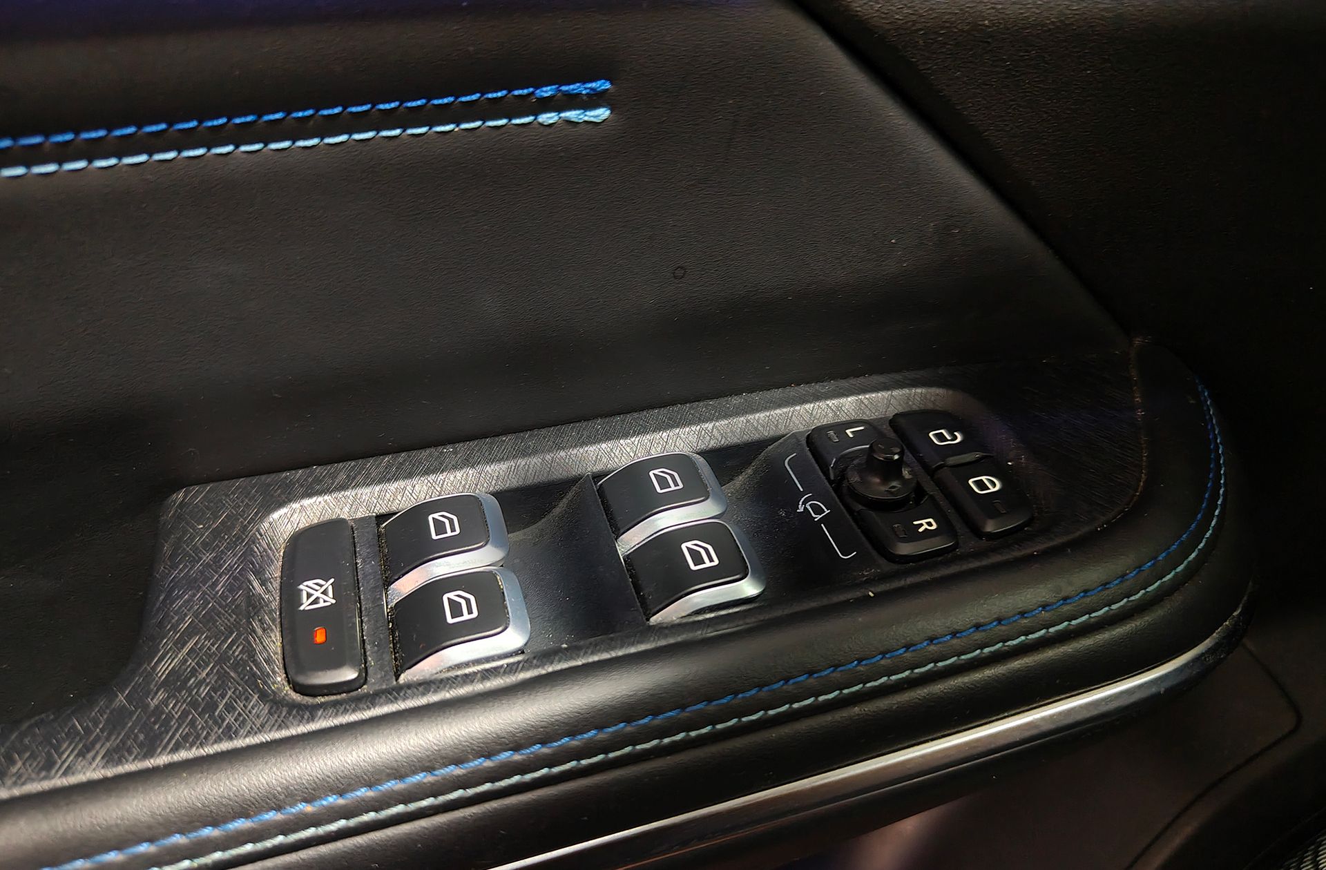 Lynk & Co 01 1.5 PHEV - foto 32