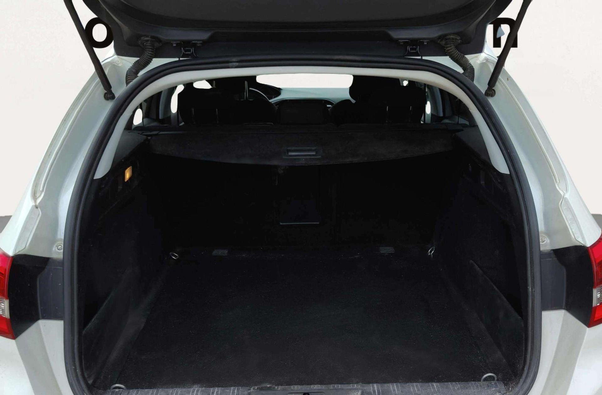 Peugeot 308 SW 1.2 PureTech Allure - foto 15