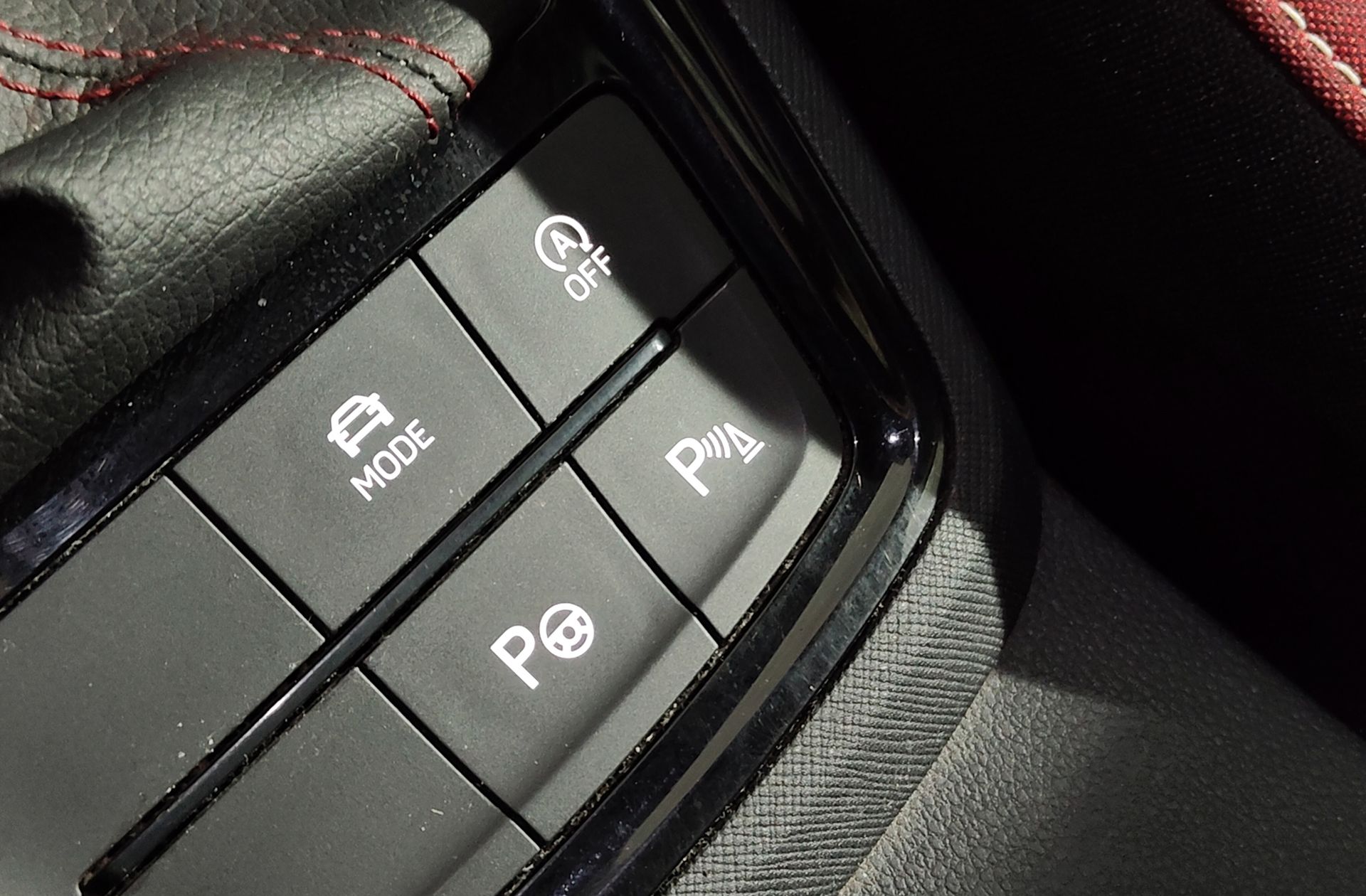 Škoda Kamiq 1.5 TSI Montecarlo DSG - foto 12