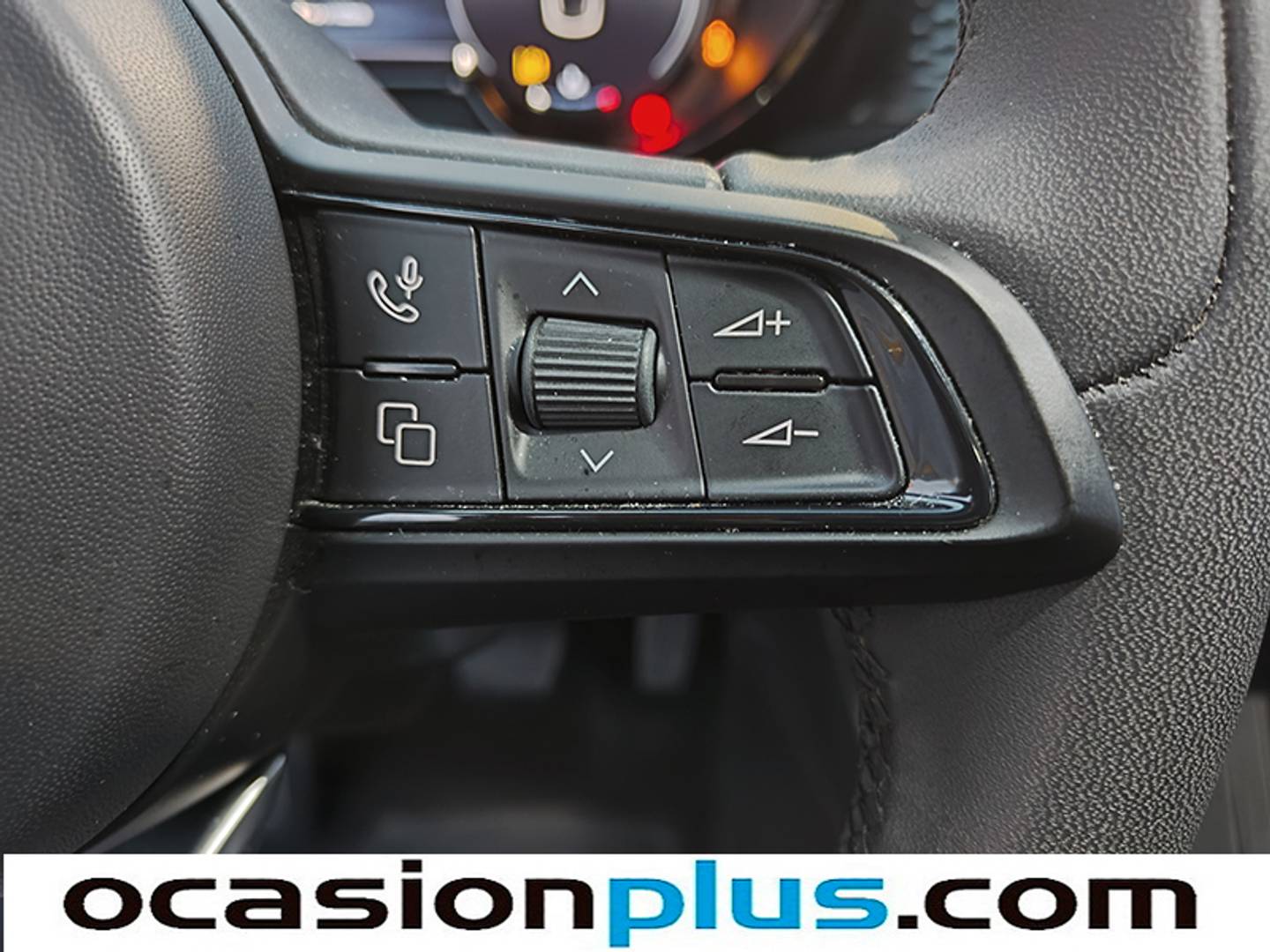 Foto Alfa Romeo Tonale Alfa Romeo Tonale 1.6 DS Super FWD Auto (130 CV)