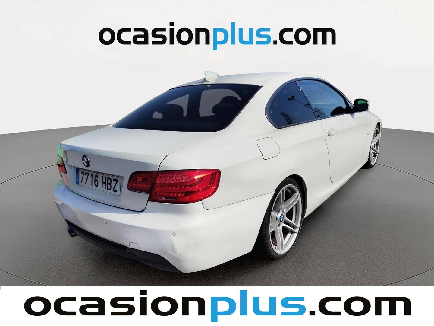 Foto trasera BMW Serie 3 BMW Serie 3 320i Coupe (170 CV) derecha