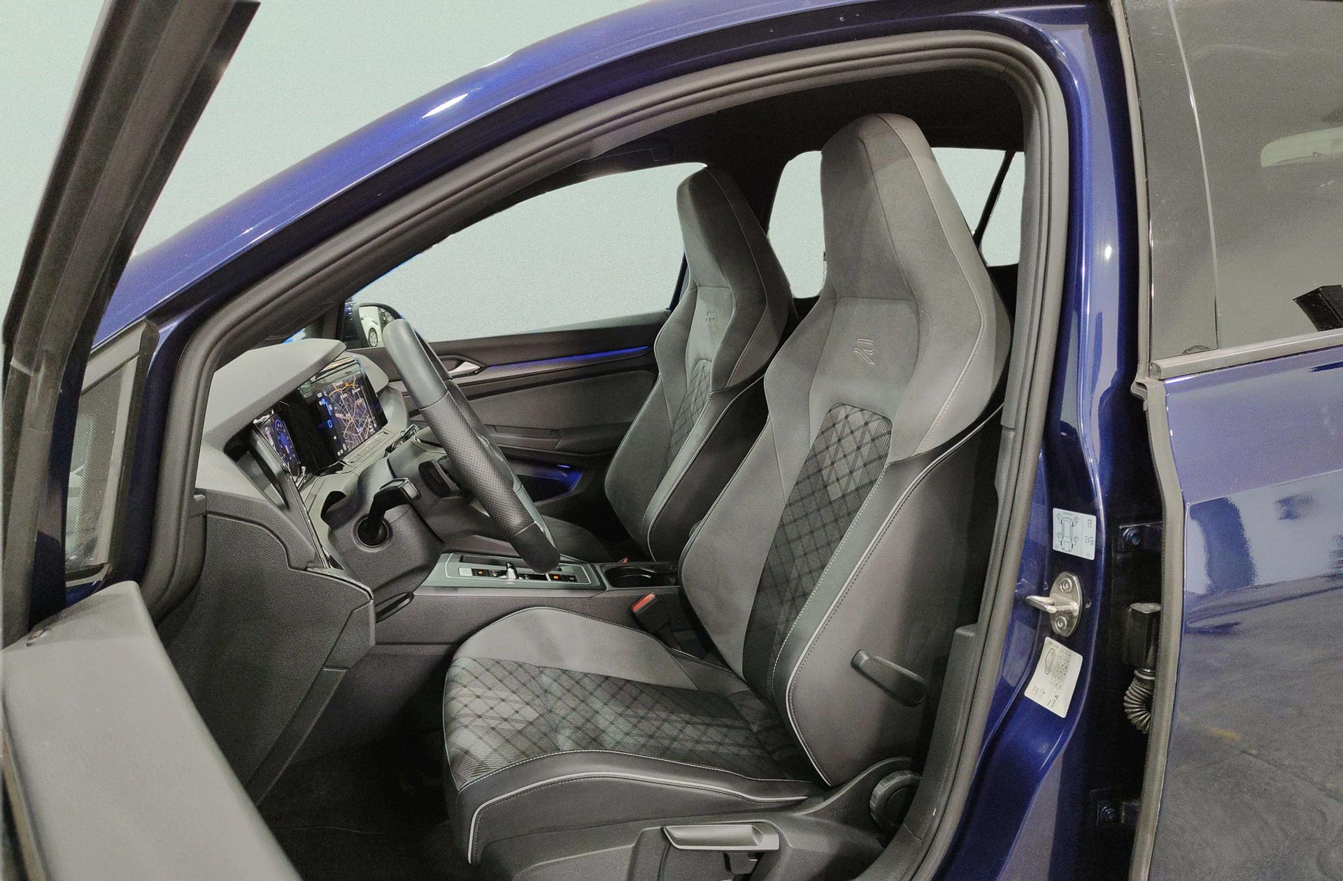 Volkswagen Golf R-Line 1.5 eTSI DSG - foto 10