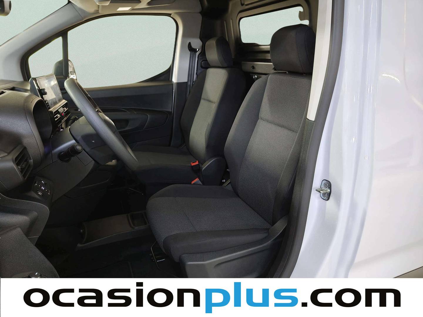 Foto asientos delanteros Fiat Doblò Fiat Dobló Furgón BlueHDi 100 M (100 CV)