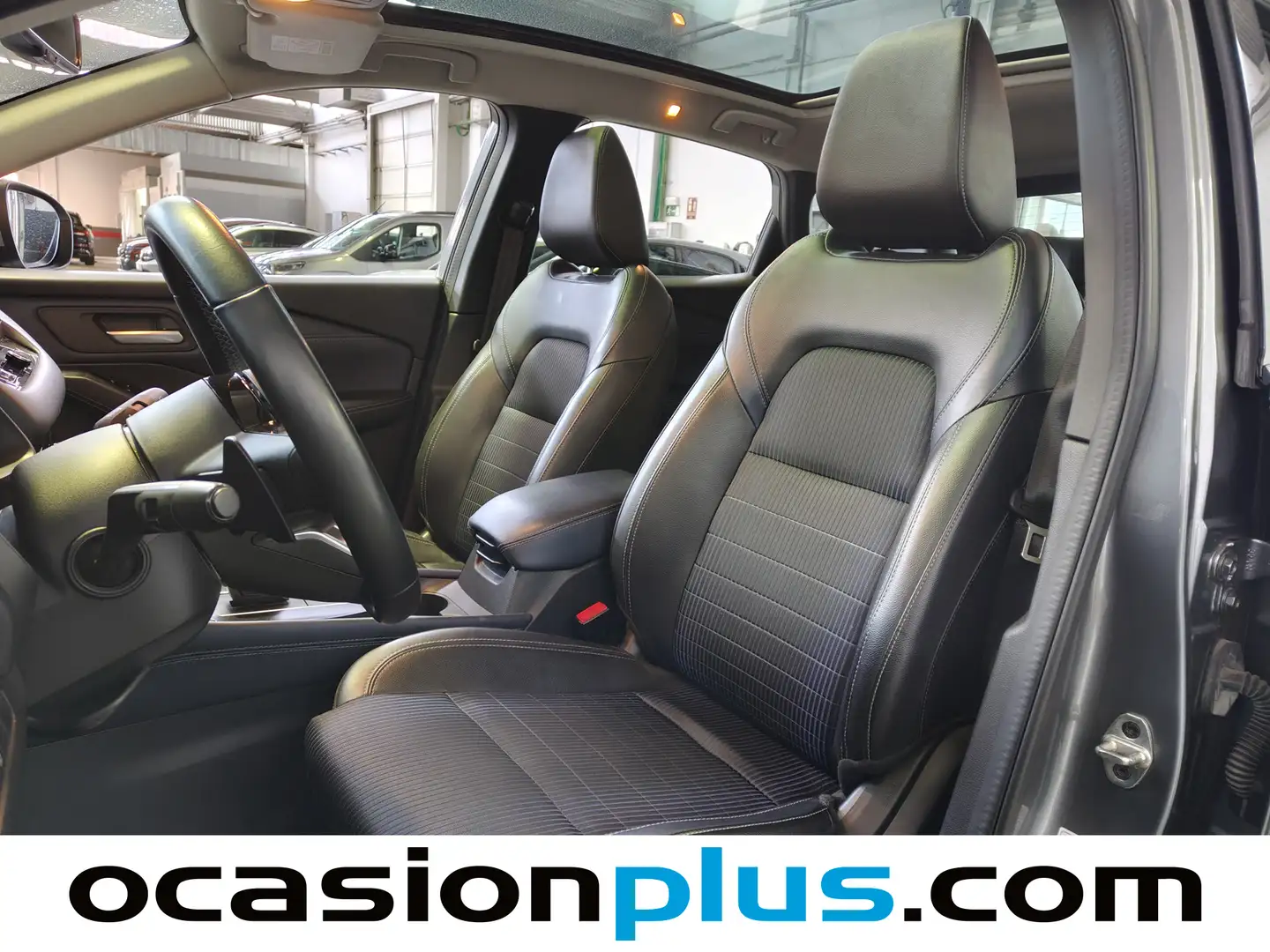 Foto Nissan QASHQAI Nissan Qashqai DIG-T 160 N-Connecta Xtronic (158 CV)