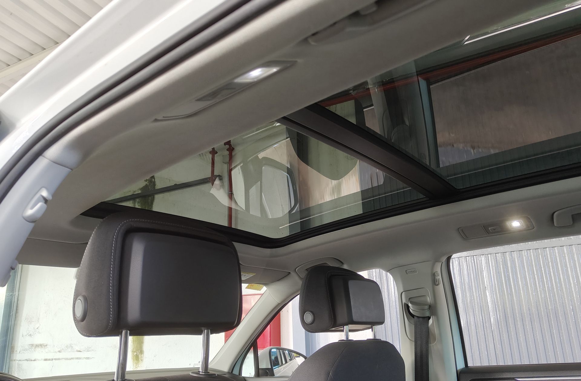 Volkswagen Tiguan 2.0 TSI 4Motion BMT DSG - foto 7