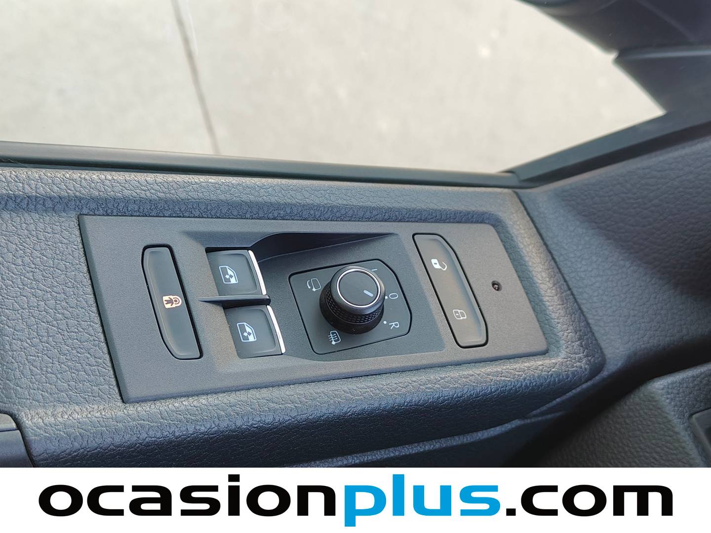 Volkswagen Multivan Volkswagen Multivan Origin Batalla Corta 2.0 TDI BMT (150 CV) DSG tercera fila de asientos automático