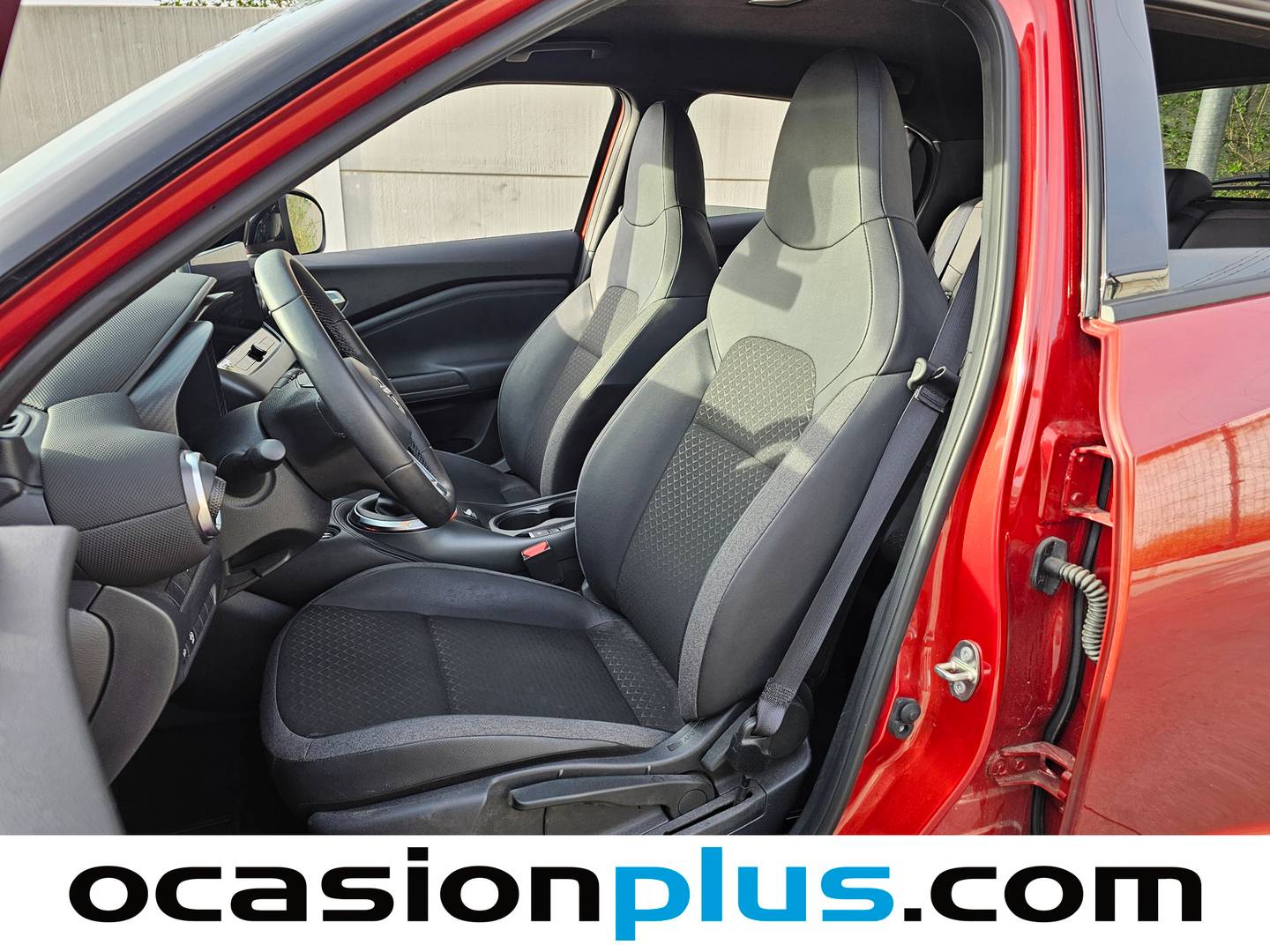 Foto Nissan JUKE Nissan Juke DIG-T N-Connecta 4x2 (114 CV)