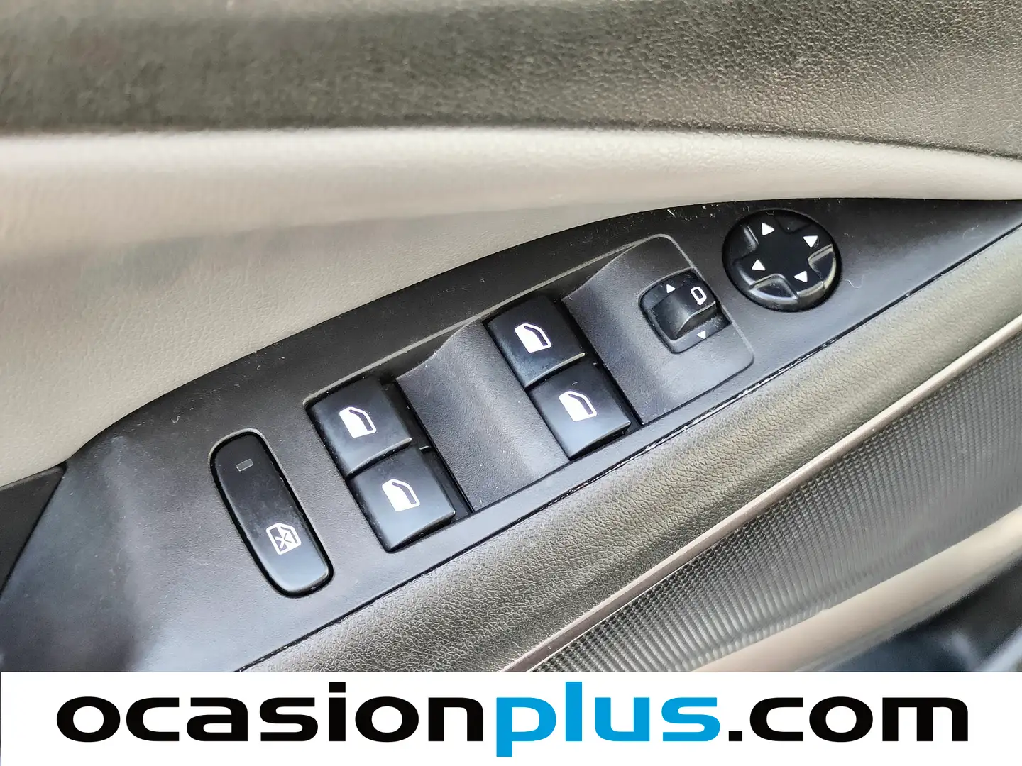 Foto Opel Crossland X Opel Crossland X 1.6 Turbo Excellence (99 CV)