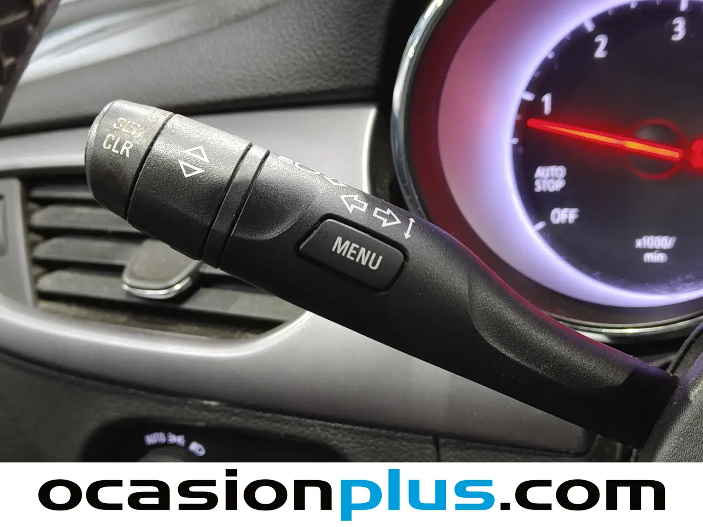 Foto Opel Astra Opel Astra Sports Tourer 1.6 CDTI Business + (136 CV)