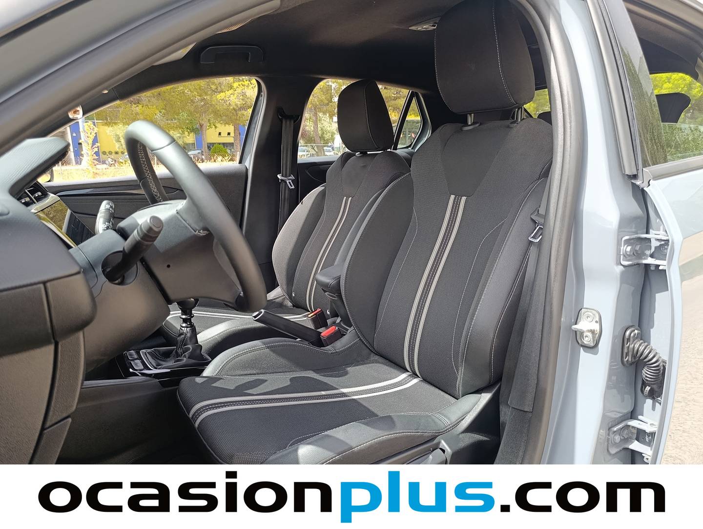 Foto asientos delanteros Opel Corsa Opel Corsa 1.2 T XHL GS (100 CV)