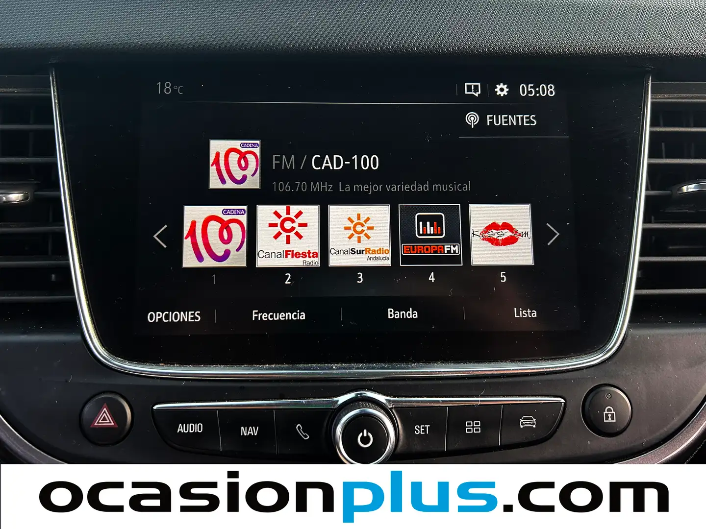 Foto Opel Crossland X Opel Crossland X 1.2 Turbo S&S Innovation Auto (130 CV)