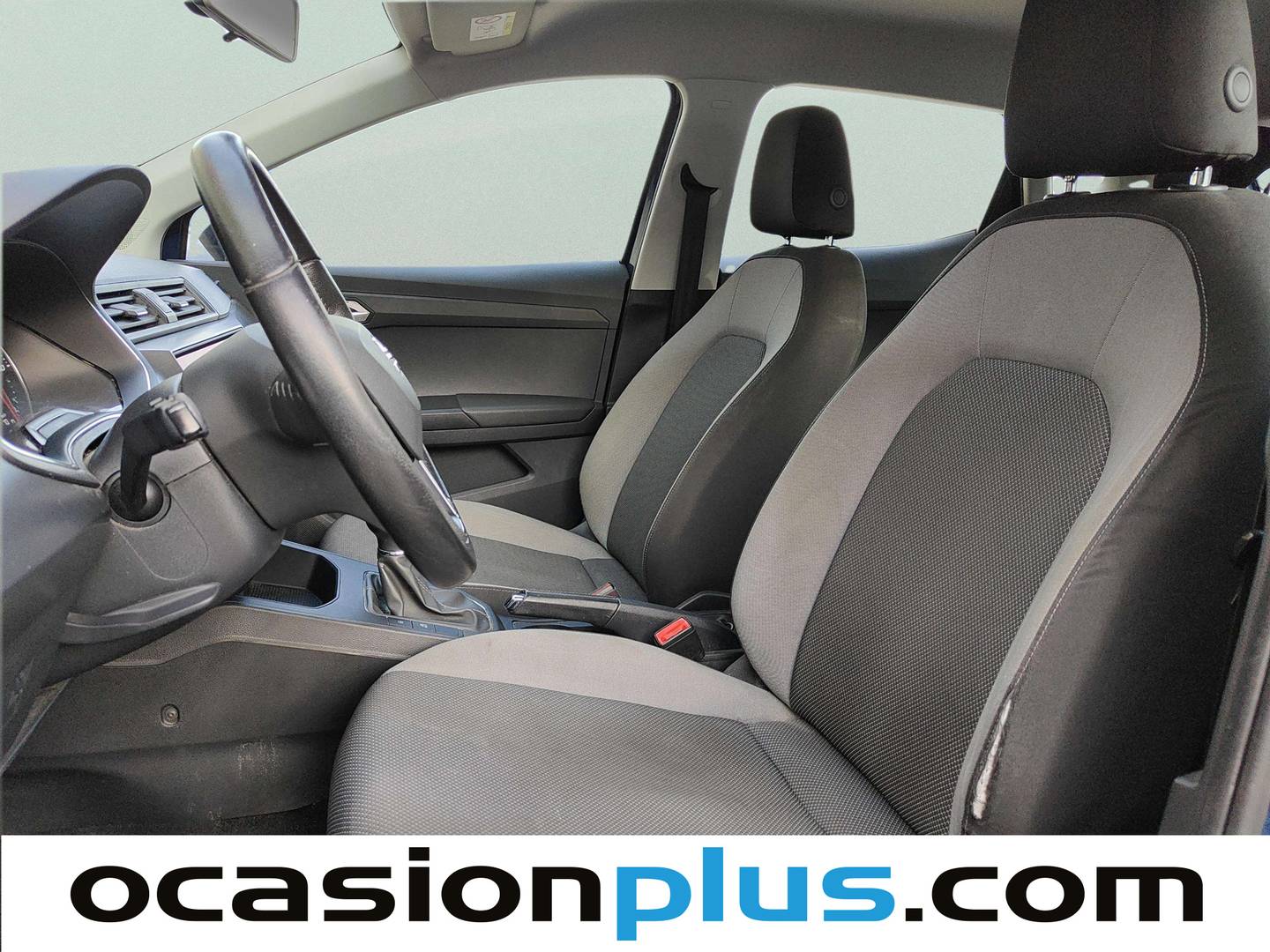 Foto asientos delanteros Seat Ibiza Seat Ibiza 1.6 TDI Style (95 CV)