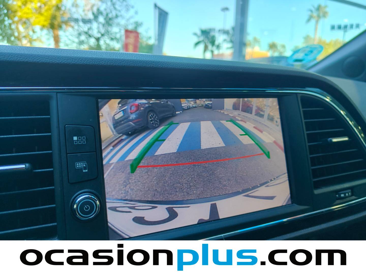 Extras y acabados del Seat León SEAT León 2.0 TDI S&S FR DSG (150 CV)