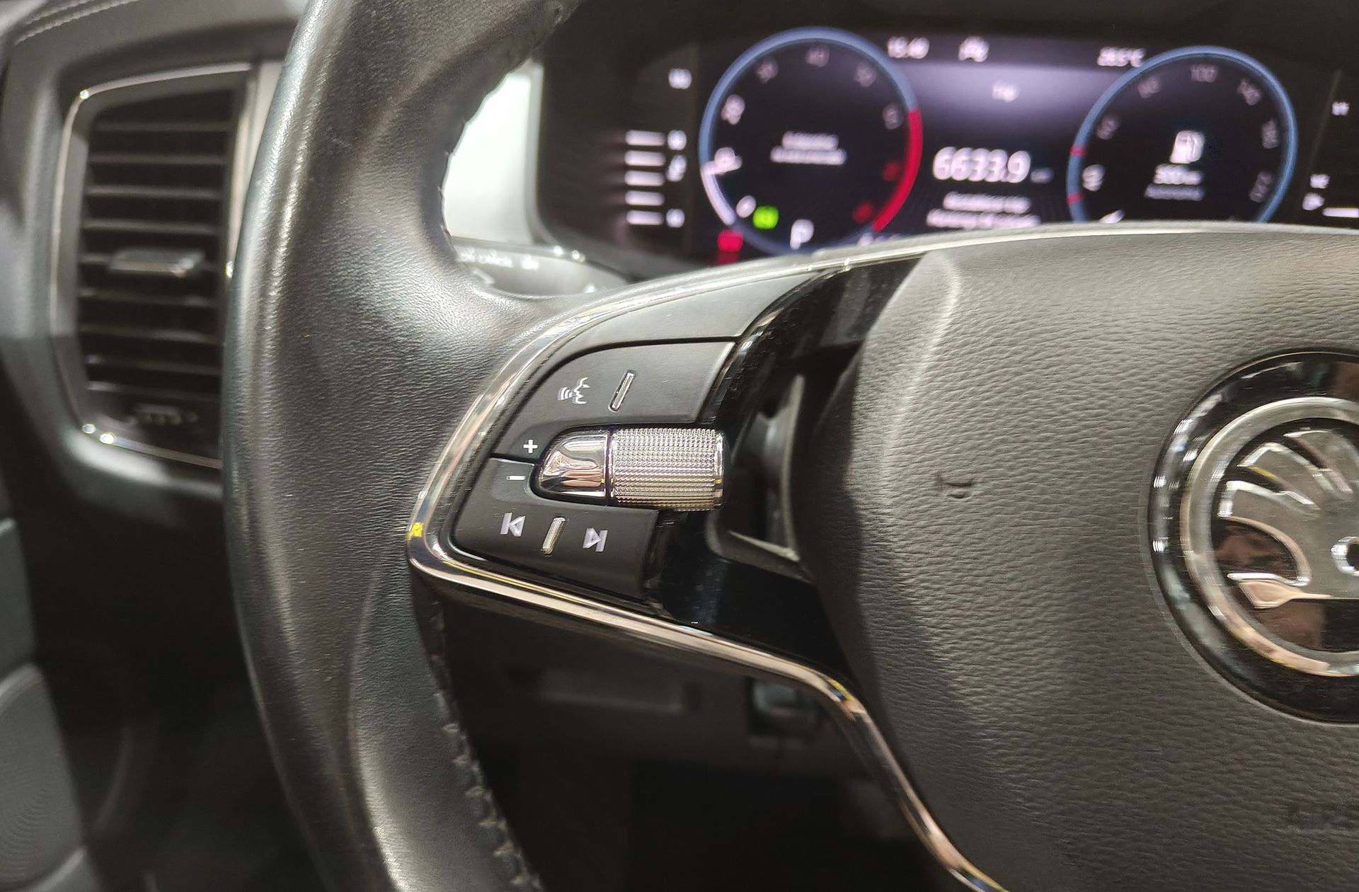Škoda Kodiaq 1.5 TSI Ambition 4x2 DSG 7 plazas - foto 29