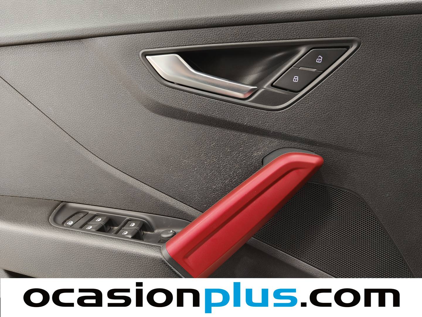 Foto Audi Q2 Audi Q2 sport 30 TDI (116 CV) S tronic