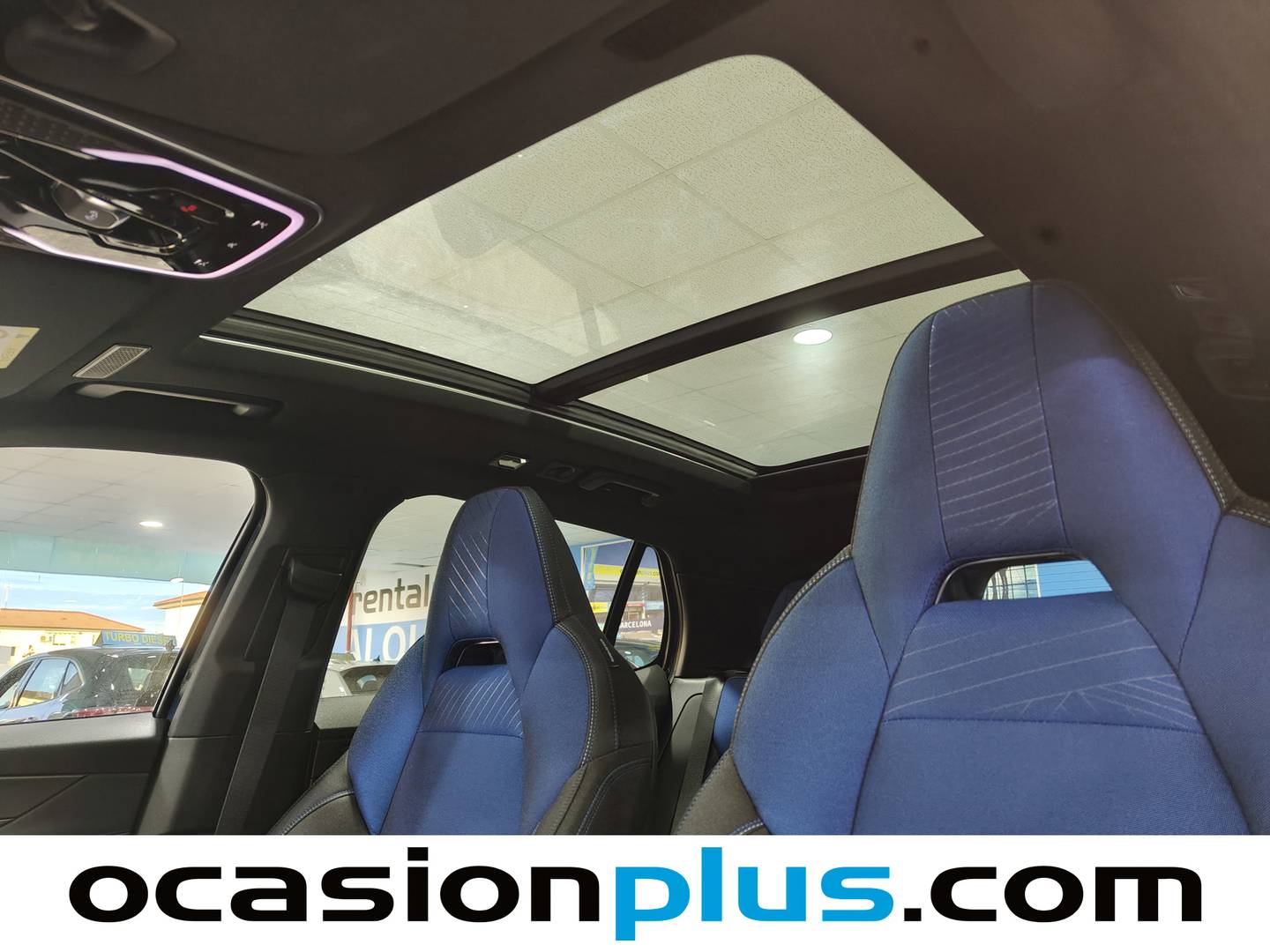 Extras y acabados del Lynk & Co 01 Lynk & Co 01 1.5 PHEV (261 CV)