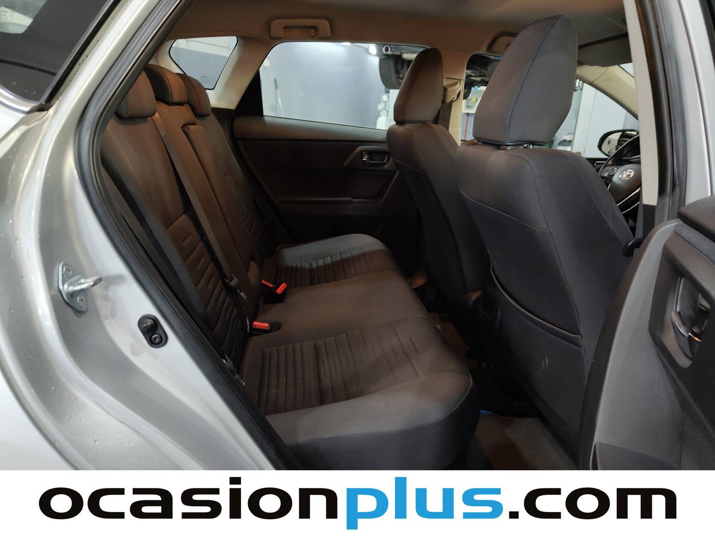 Foto Toyota Auris Toyota Auris 140H Hybrid Active (136 CV)