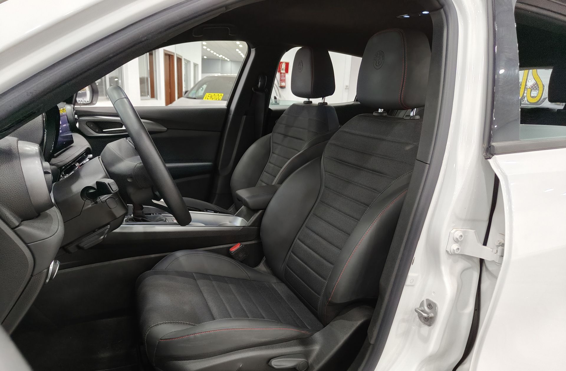 Alfa Romeo Tonale 1.5 MHEV Sprint FWD - foto 10
