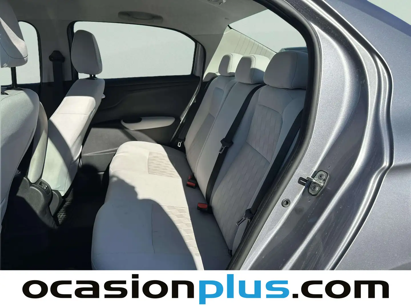 Foto Citroën C-Elysée Citroen C-Elysee BlueHDi 100 Shine  (102 CV)