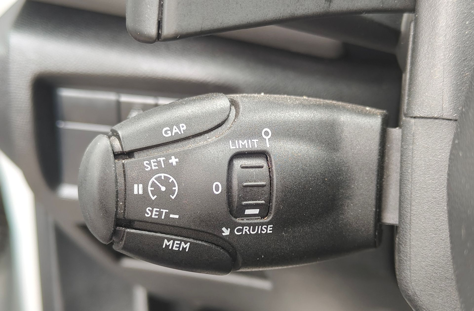 Citroën C5 Aircross 225 Shine Pack e-EAT8 - foto 34