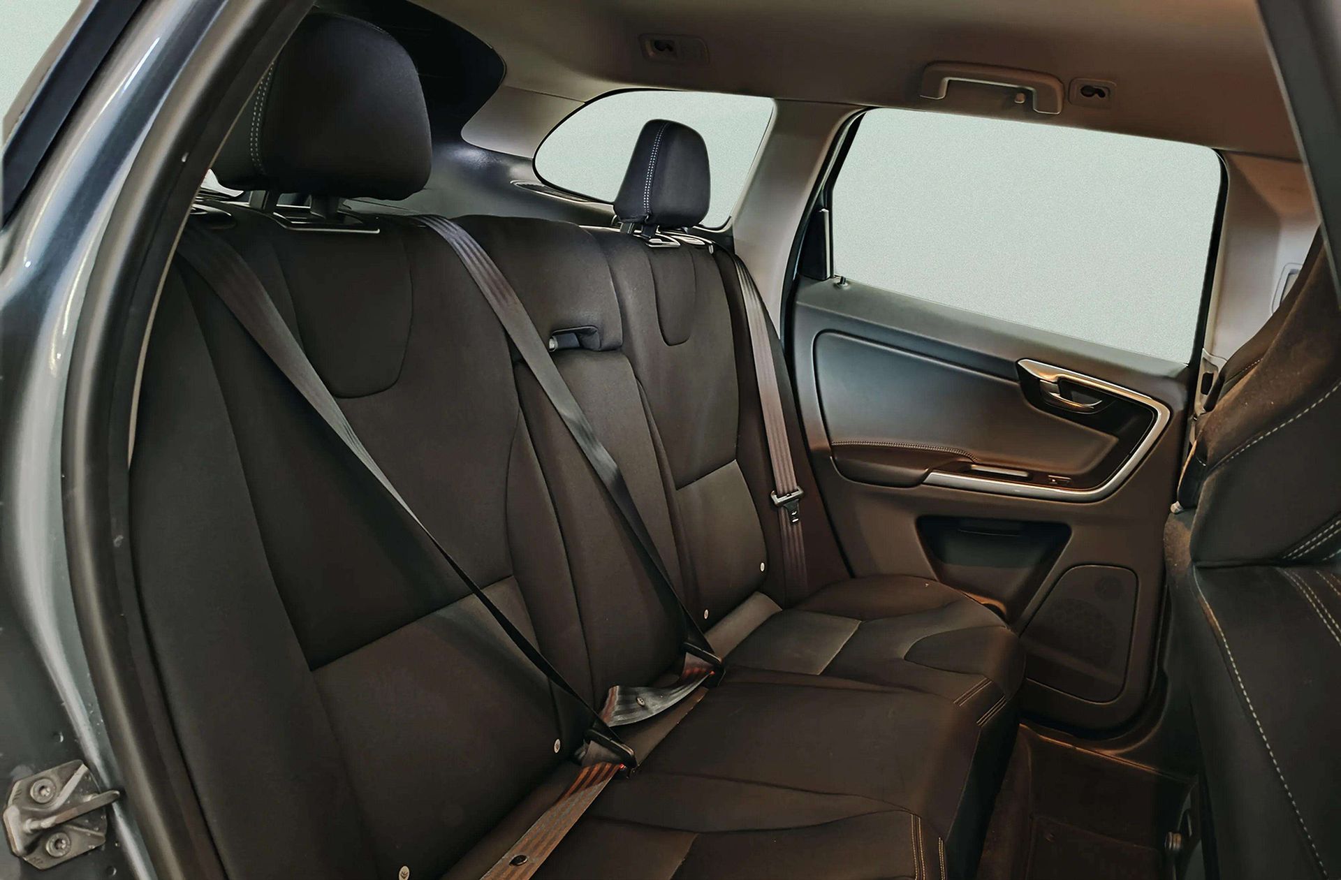Volvo XC60 D3 Kinetic - foto 17